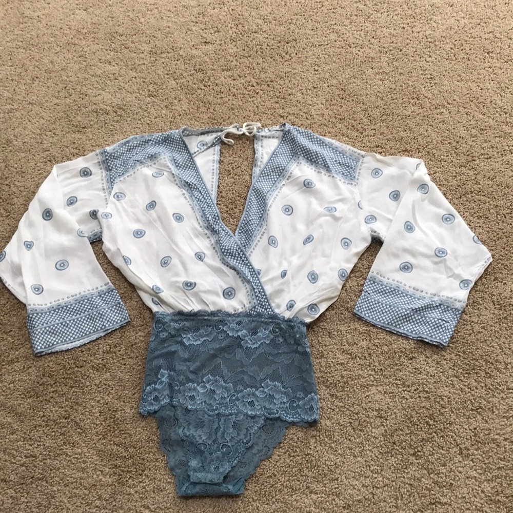 Free people XS white combo lace bodysuit.